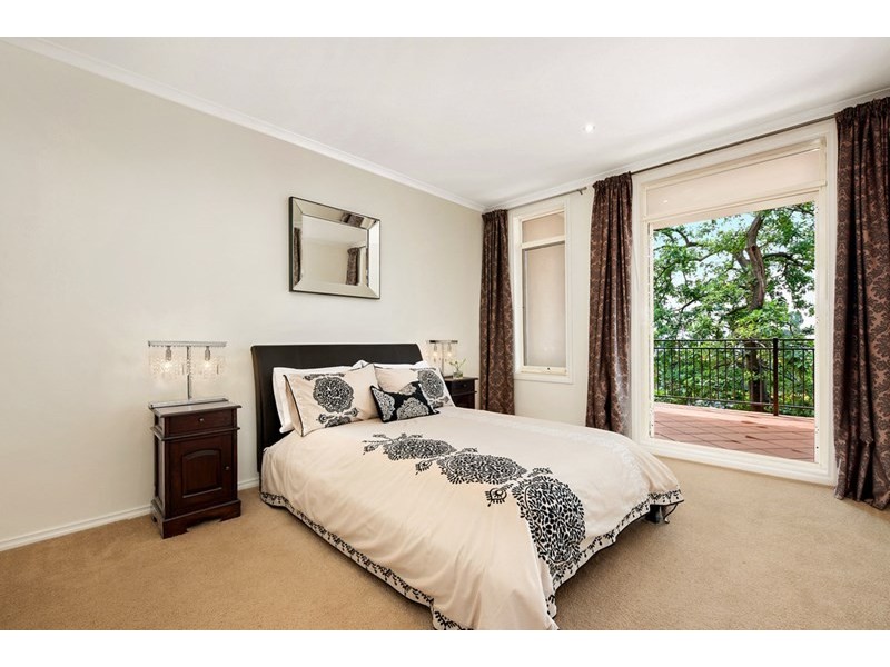 3/243 Blackburn Road, Doncaster East VIC 3109