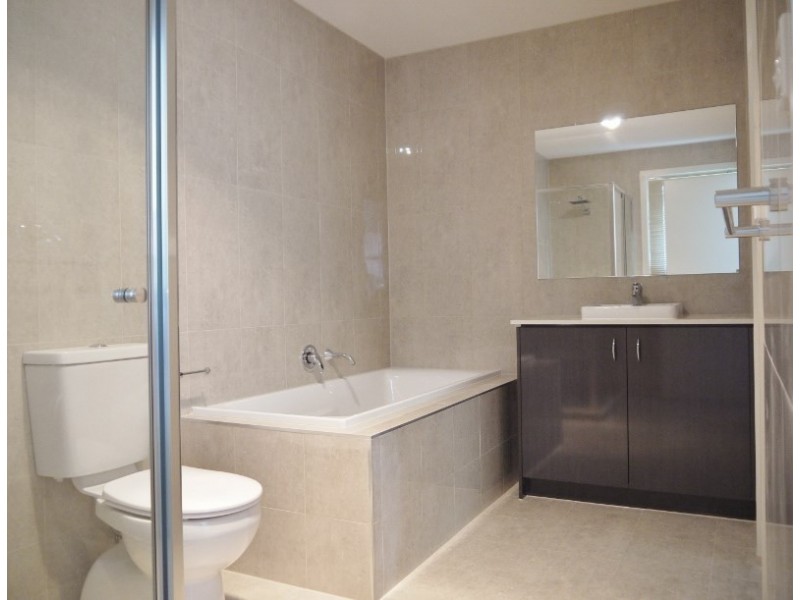 30 Dalveen Road, Ivanhoe VIC 3079