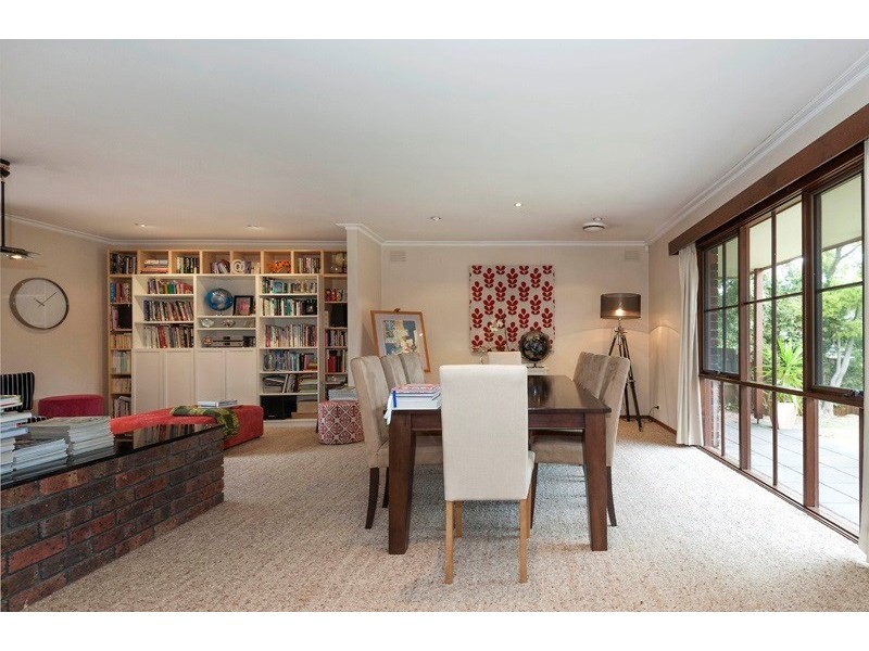 305 George Street, Doncaster VIC 3108