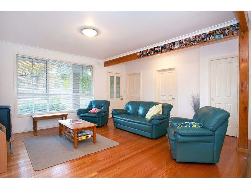 27 Hawtin Streeet, Templestowe VIC 3106