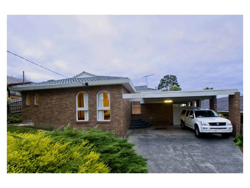39 Winston Drive, Doncaster VIC 3108