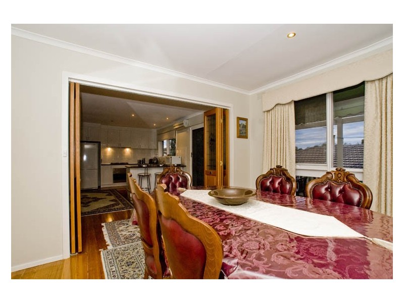 39 Winston Drive, Doncaster VIC 3108