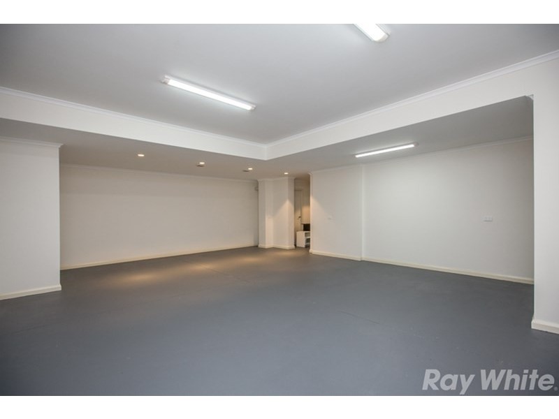 2/32 Outlook Drive, Doncaster VIC 3108