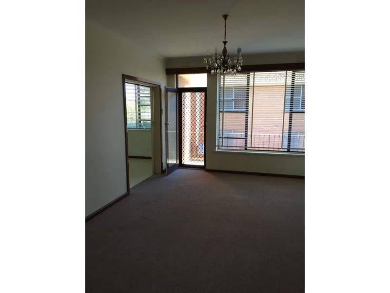 3/447 Warrigal Road, Burwood VIC 3125