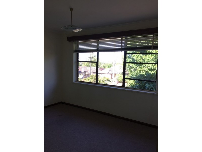 3/447 Warrigal Road, Burwood VIC 3125