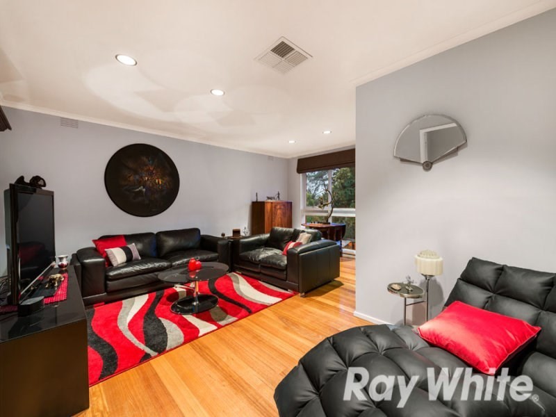 16 Boronia Grove, Doncaster East VIC 3109