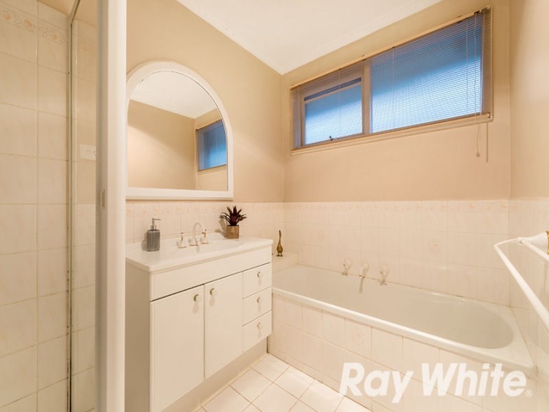 16 Boronia Grove, Doncaster East VIC 3109