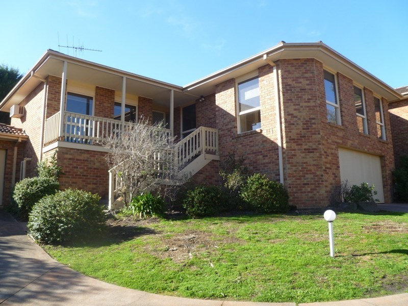 2/15-19 Laurie Road, Doncaster East VIC 3109