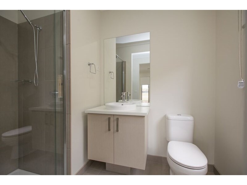 6 Lifford Walk, Lalor VIC 3075