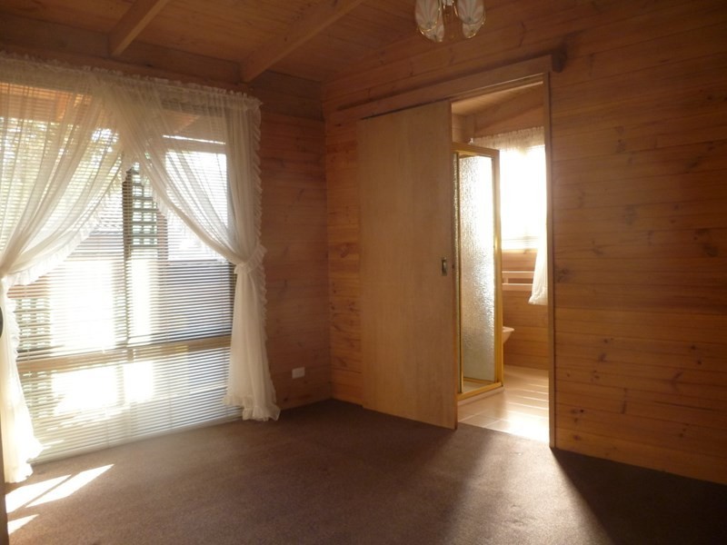 Rear 141 Arthur Street, Eltham VIC 3095