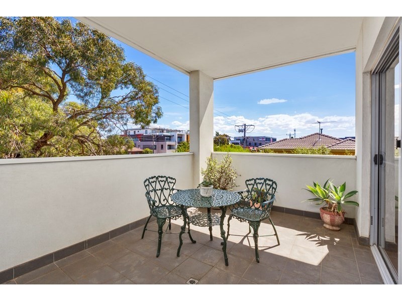 21/881 Doncaster Road, Doncaster East VIC 3109