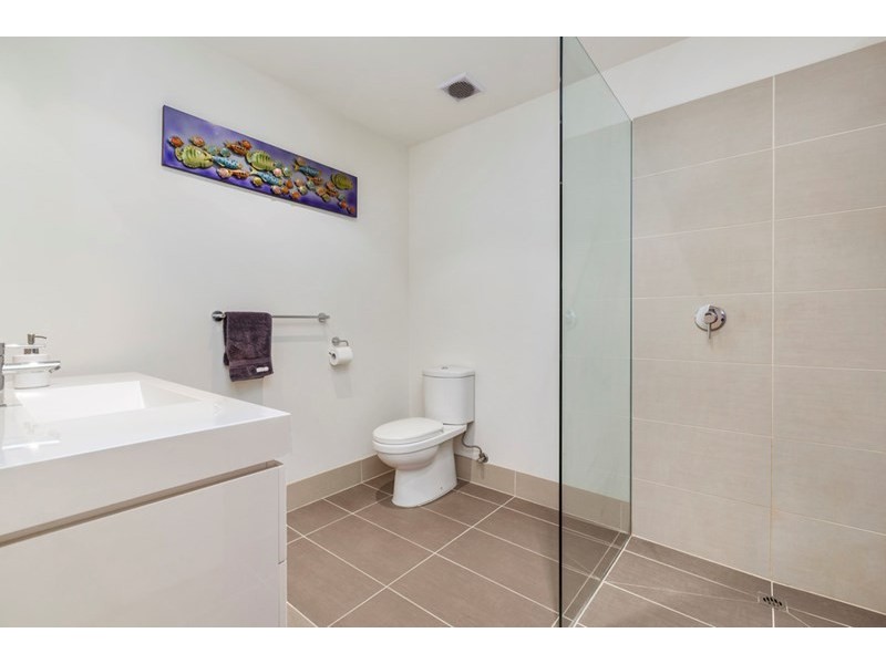 21/881 Doncaster Road, Doncaster East VIC 3109