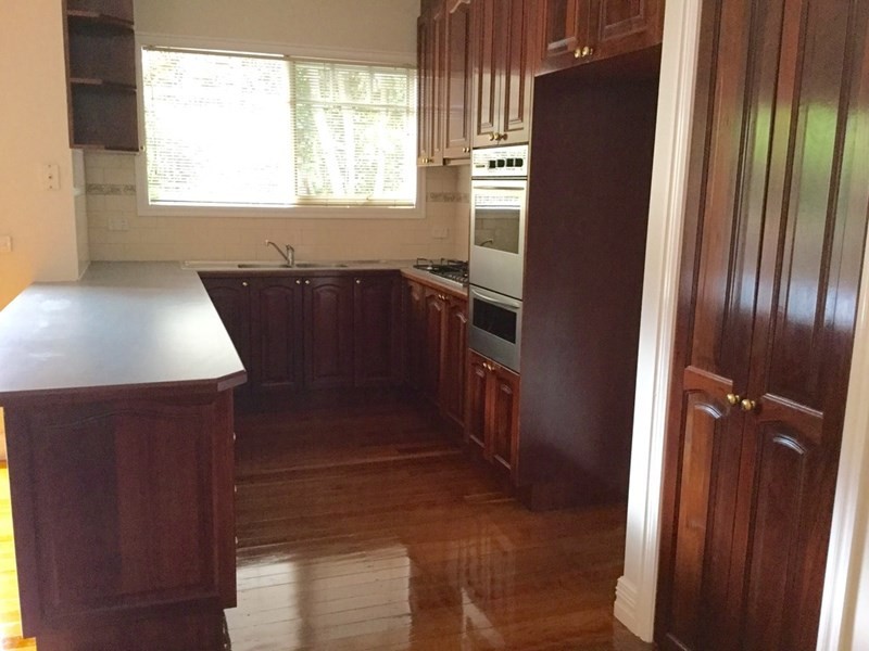 4B Springvale Road, Glen Waverley VIC 3150