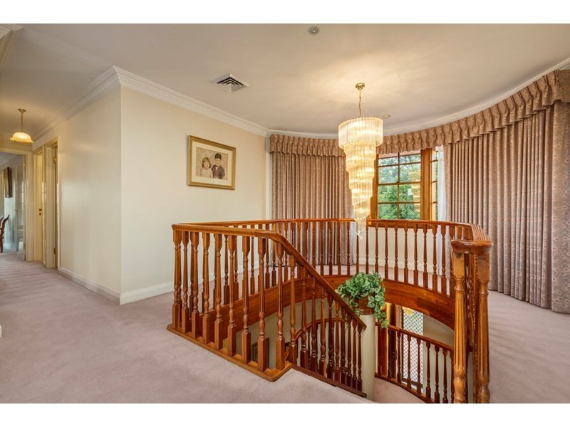 7 Robb Close, Bulleen VIC 3105