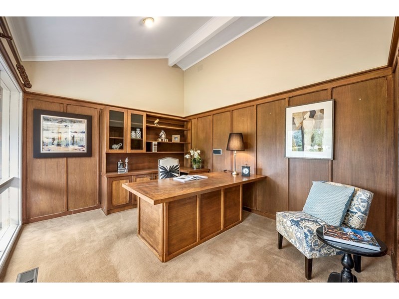 15 Edwin Road, Templestowe VIC 3106