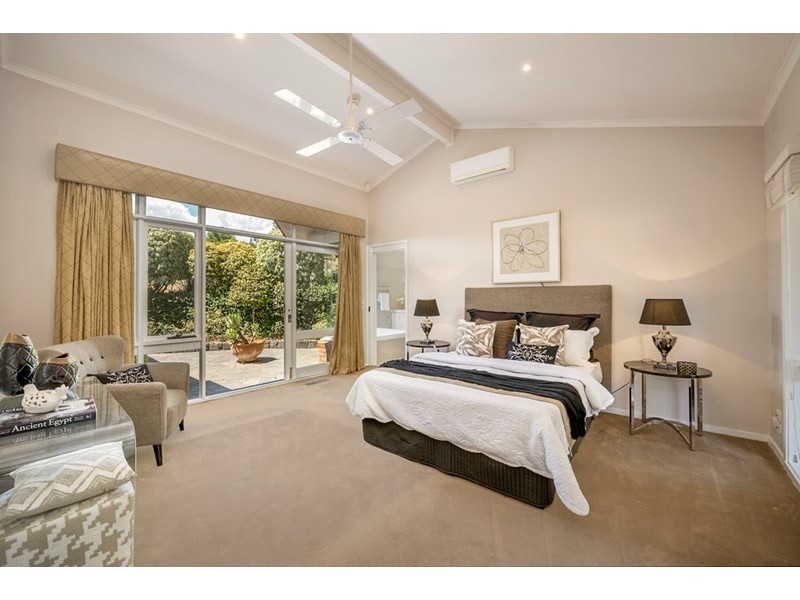 15 Edwin Road, Templestowe VIC 3106