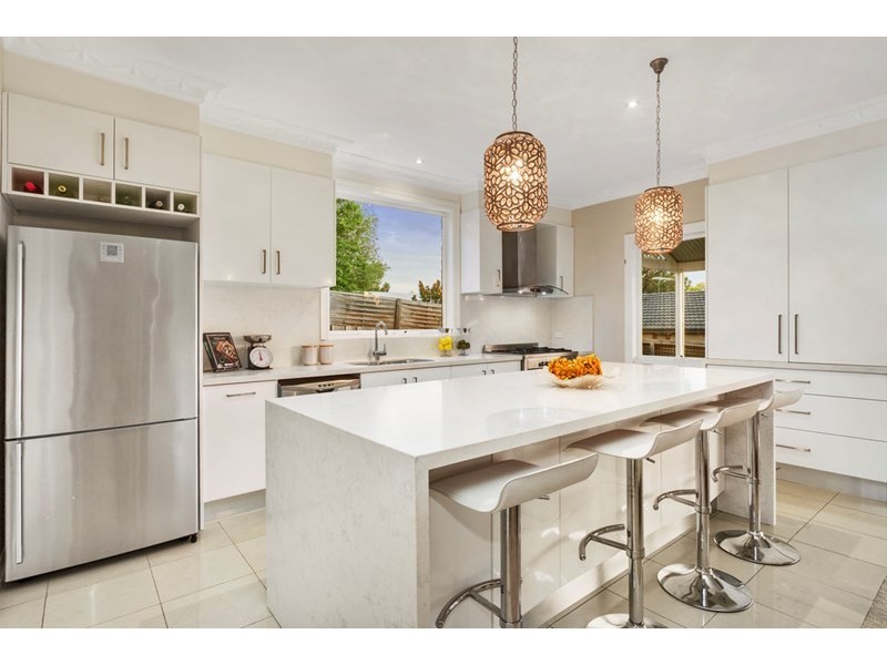 4 Tusanne Place, Doncaster East VIC 3109