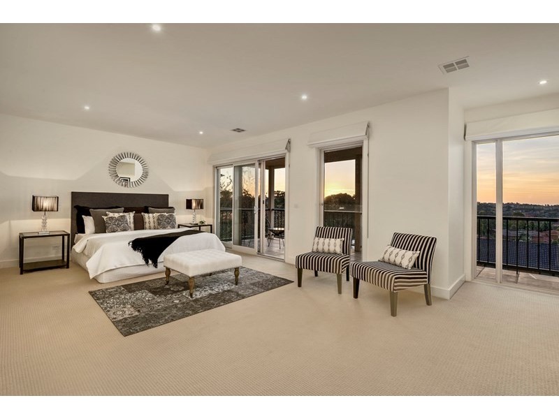 8 Mintaro Court, Templestowe VIC 3106