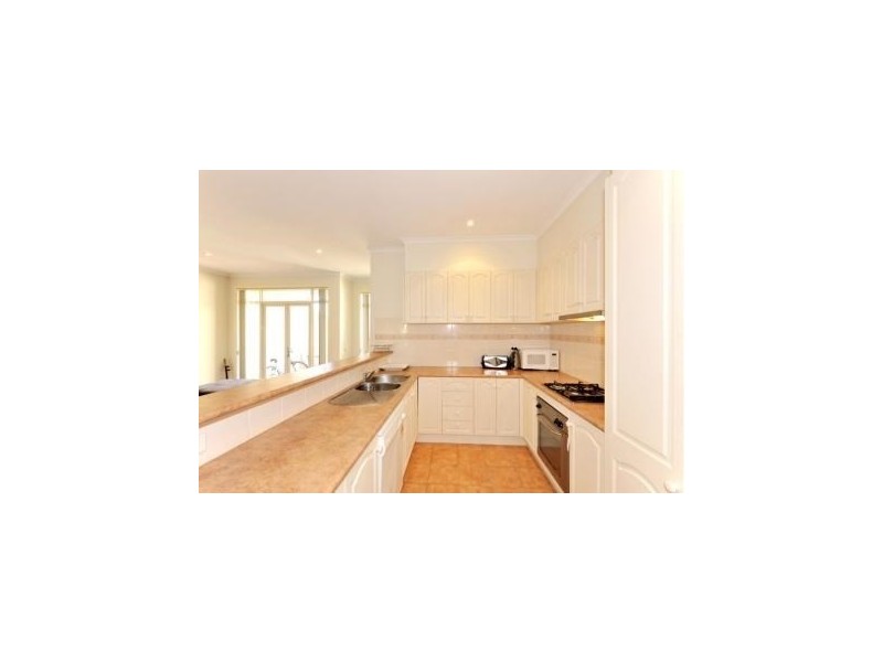 11/243 Blackburn Road, Doncaster East VIC 3109