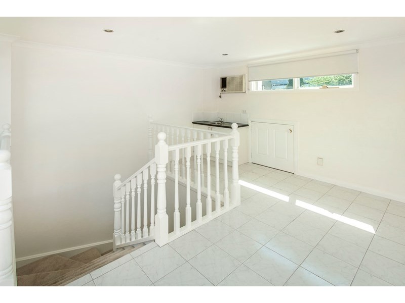 17 Carnarvon Street, Doncaster VIC 3108