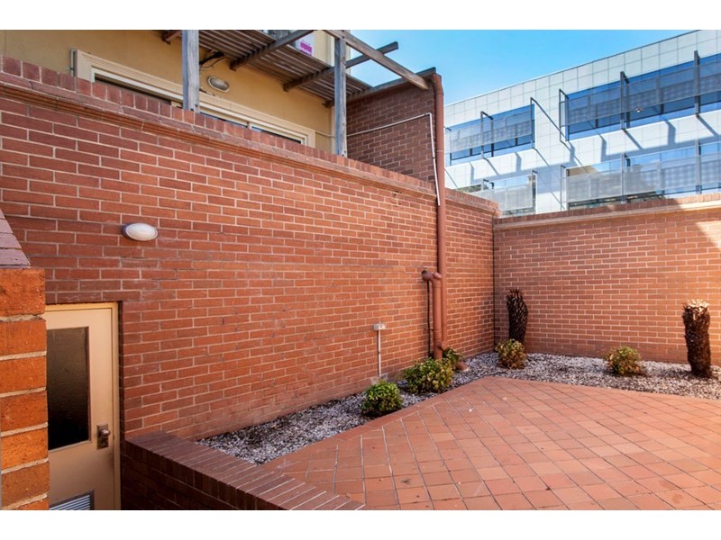 17 Carnarvon Street, Doncaster VIC 3108