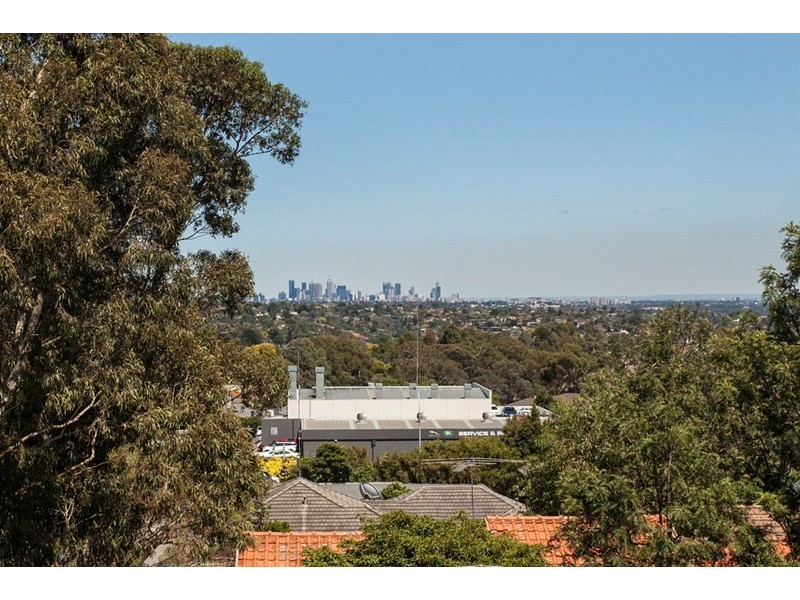 17 Carnarvon Street, Doncaster VIC 3108