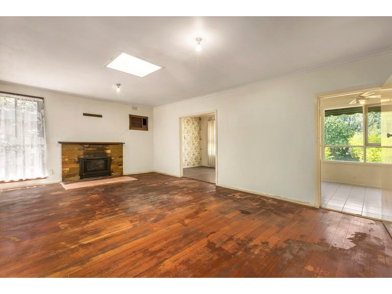 12 Lincoln Drive, Bulleen VIC 3105