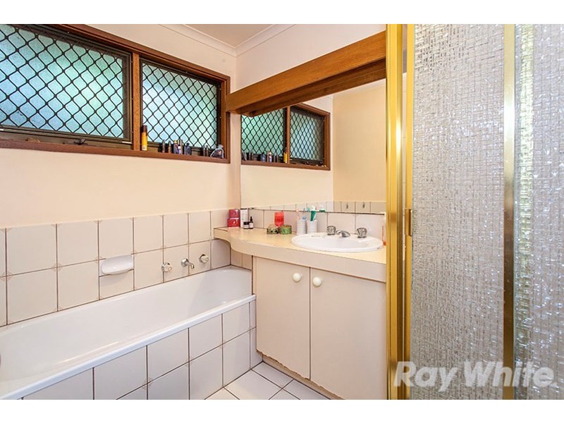 5 McCubbin Terrace, Doncaster East VIC 3109