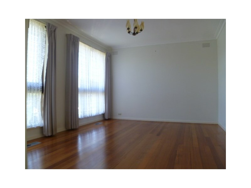 21 Fromhold Drive, Doncaster VIC 3108