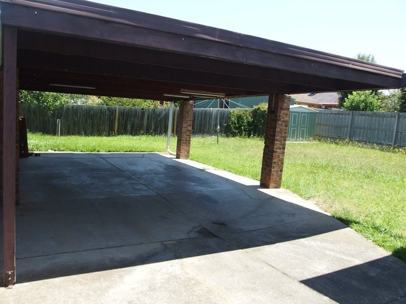 19 Camelot Drive, Glen Waverley VIC 3150
