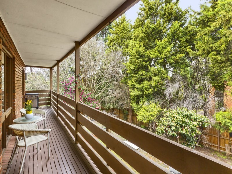 17 Fernlea Crescent, Doncaster East VIC 3109