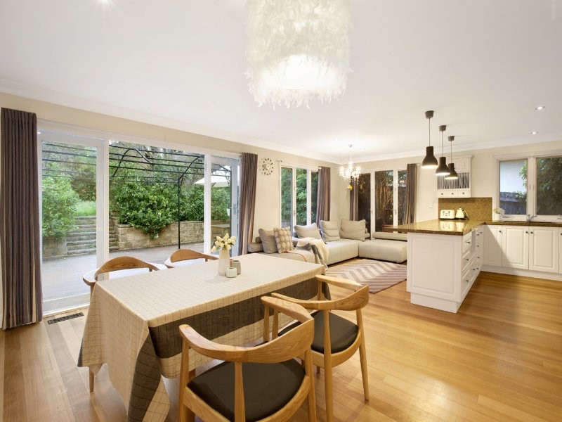 2 Meryl Street, Doncaster East VIC 3109