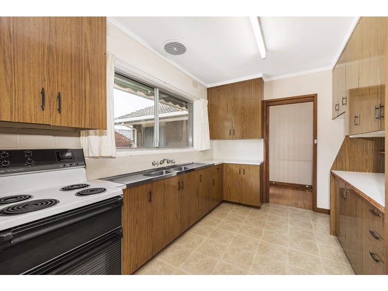 4 Hanke Road, Doncaster VIC 3108