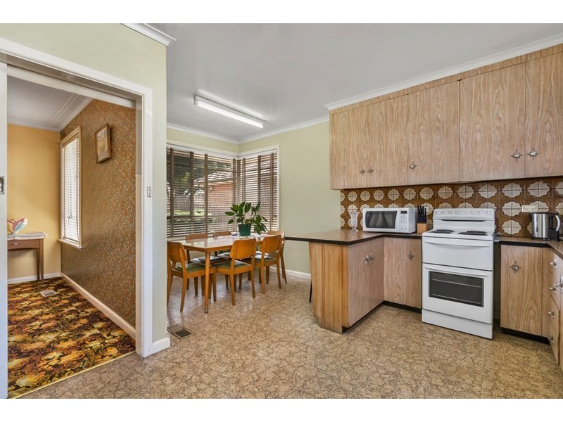 102 Blackburn Road, Doncaster East VIC 3109