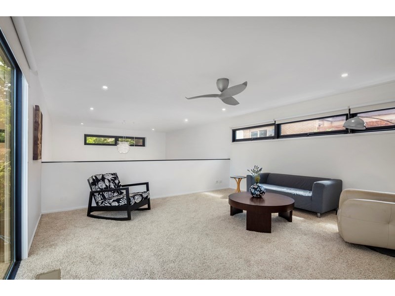 2/21 Brindy Crescent, Doncaster East VIC 3109