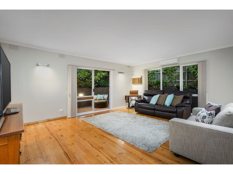 14 Landscape Drive, Doncaster East VIC 3109