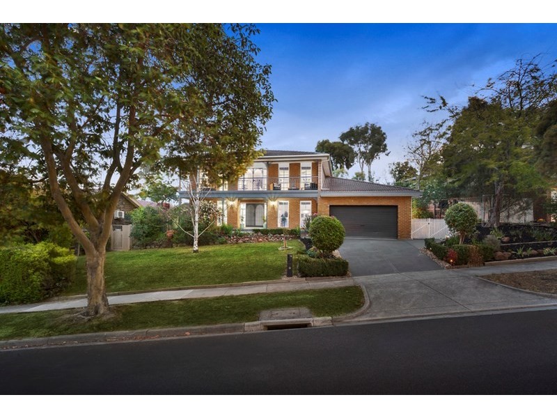 14 Landscape Drive, Doncaster East VIC 3109