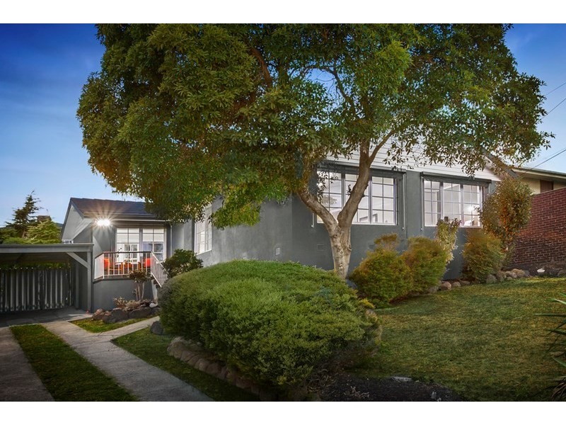 22 Menarra Street, Doncaster VIC 3108