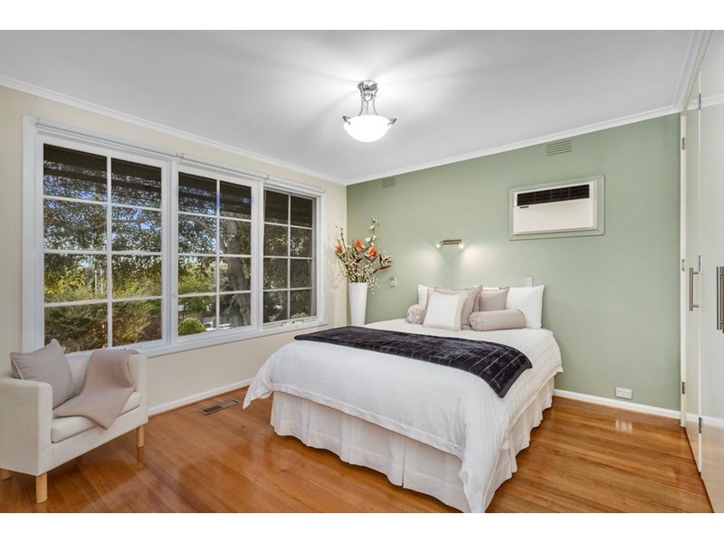 22 Menarra Street, Doncaster VIC 3108