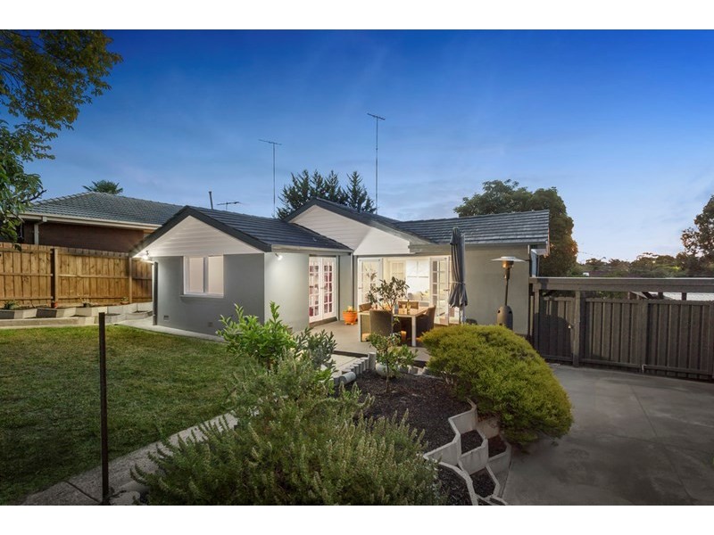 22 Menarra Street, Doncaster VIC 3108