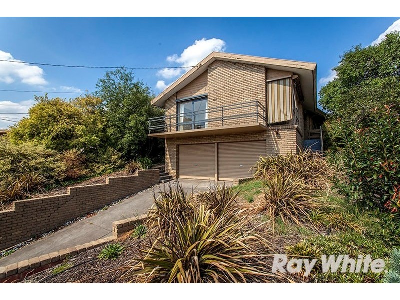 37 Burgundy Drive, Doncaster VIC 3108