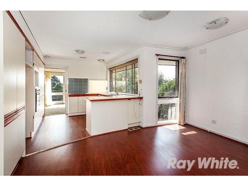 37 Burgundy Drive, Doncaster VIC 3108