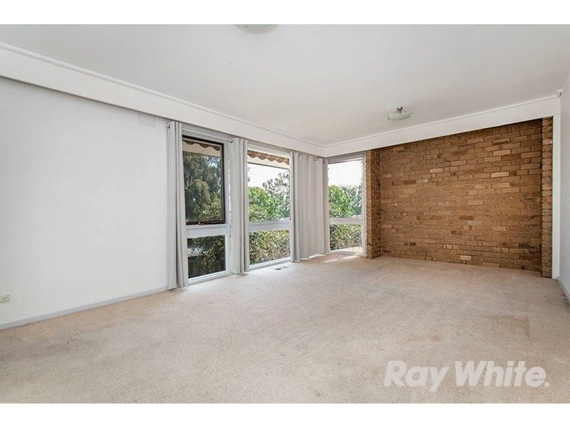 37 Burgundy Drive, Doncaster VIC 3108