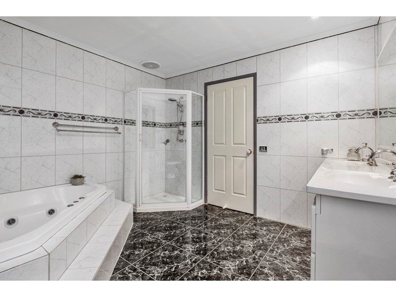 70 Carbine Street, Donvale VIC 3111
