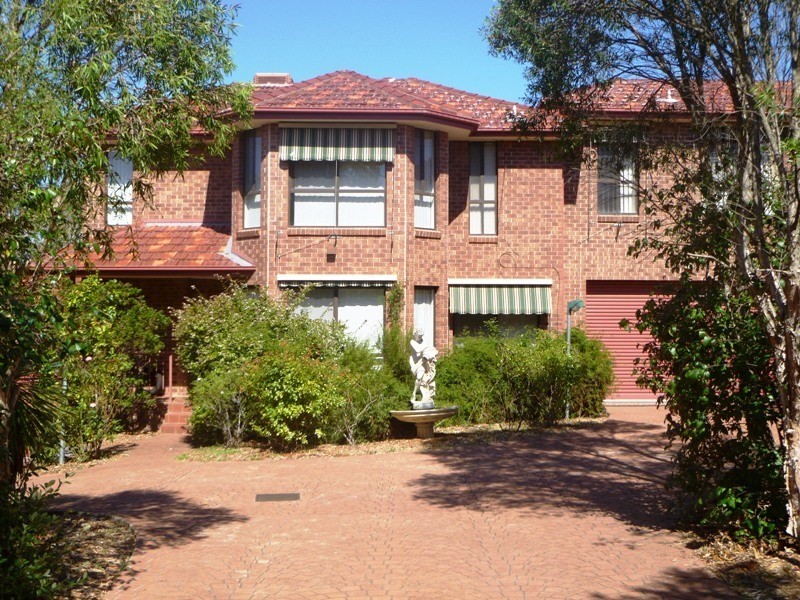 4/44 Grange Park Avenue, Doncaster VIC 3108