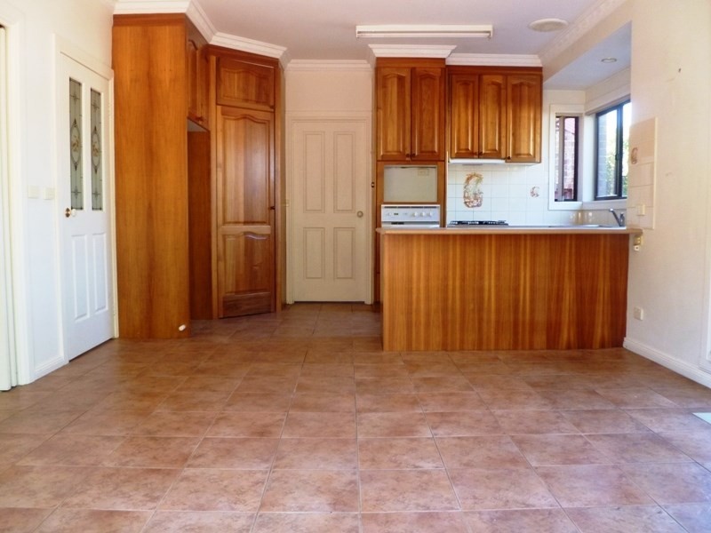 4/44 Grange Park Avenue, Doncaster VIC 3108