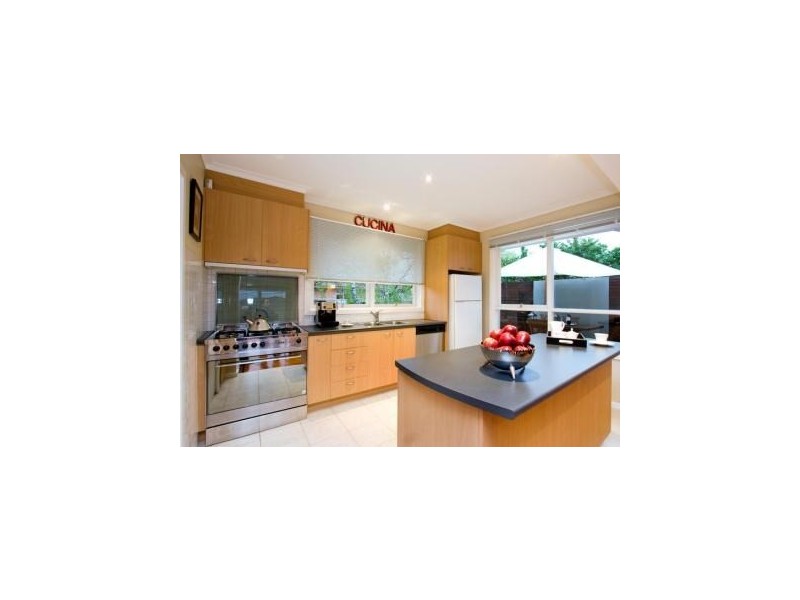 7 Thiele Street, Doncaster VIC 3108