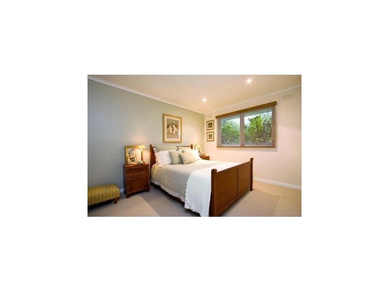 7 Thiele Street, Doncaster VIC 3108