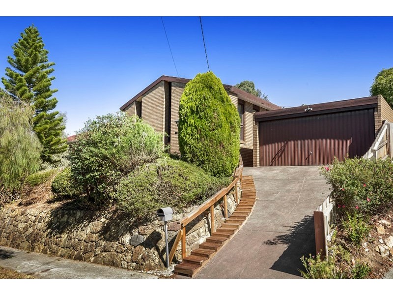 5 Finch Street, Doncaster East VIC 3109