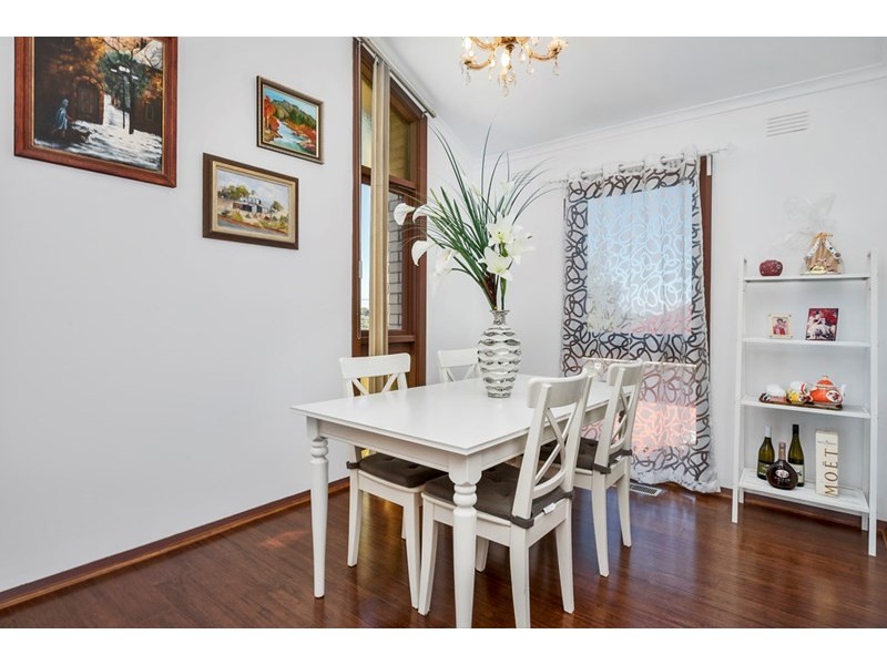5 Finch Street, Doncaster East VIC 3109